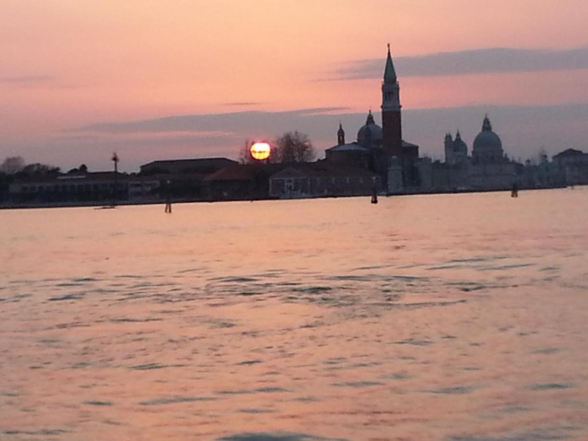 Veneziacentopercento Arsenale Apartment מראה חיצוני תמונה